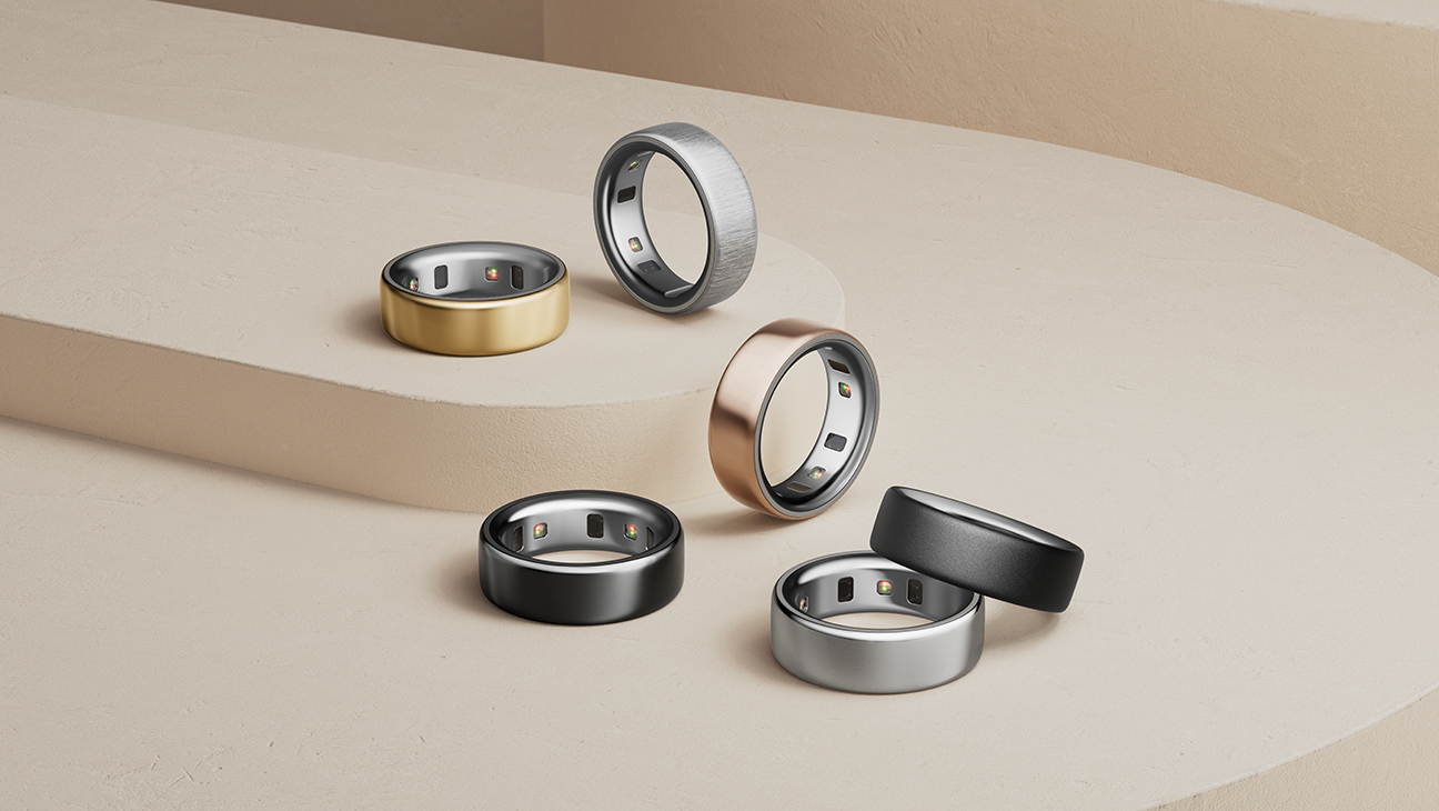 Smart Rings vs Smartwatches: Can the Oura Ring Gen 4 Replace Your Wrist Wearable?